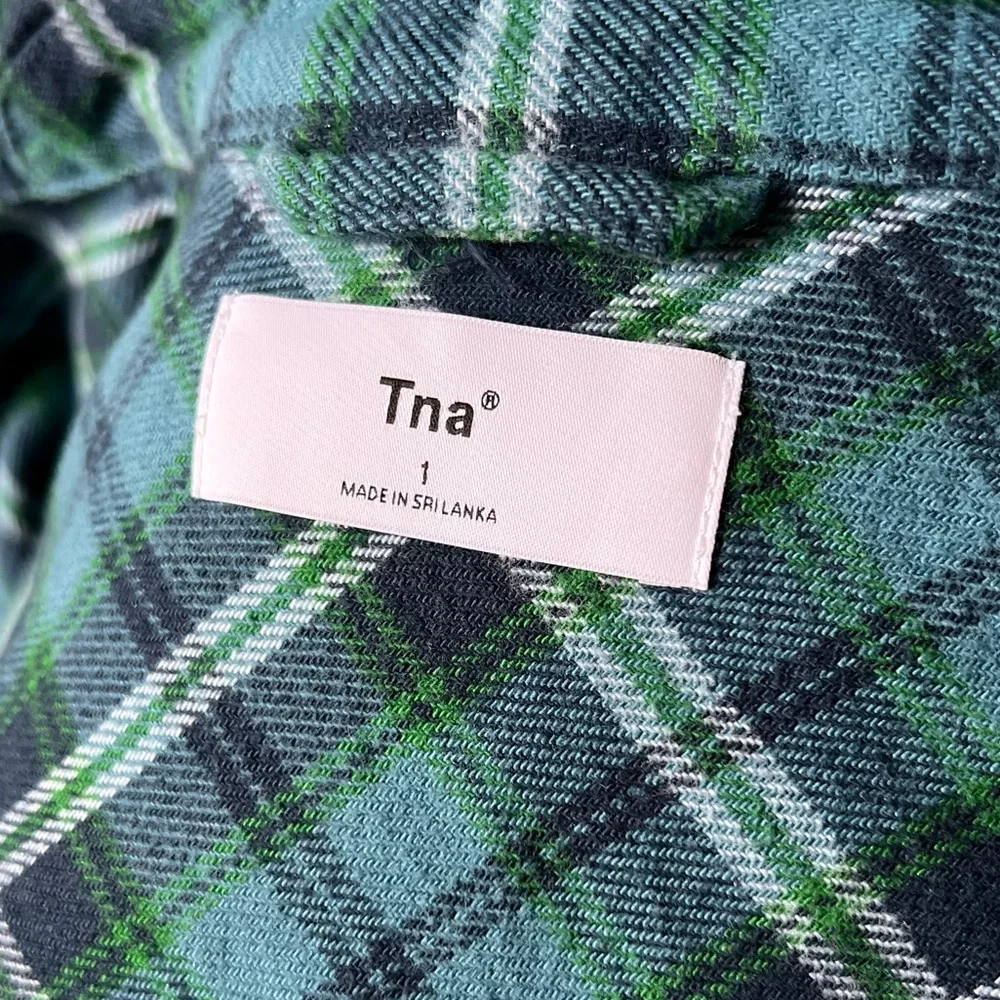 TNA Button Up - Picture 5 of 7